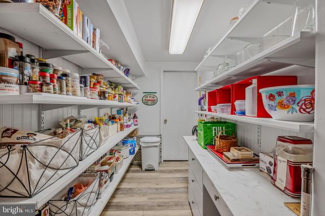 259 MARTINSBURG RD, Berkeley Springs, WV 25411