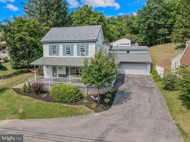 259 MARTINSBURG RD, Berkeley Springs, WV 25411