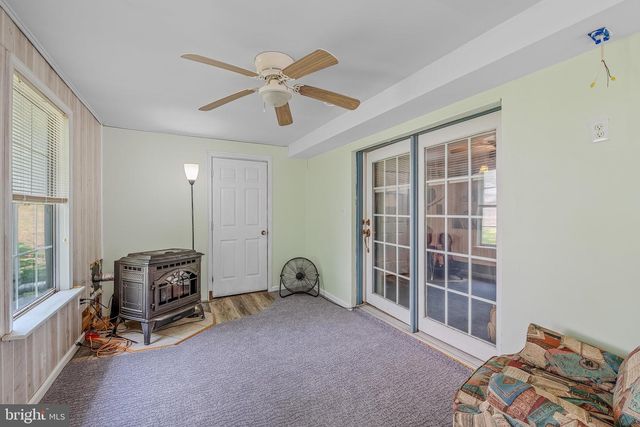 259 MARTINSBURG RD, Berkeley Springs, WV 25411