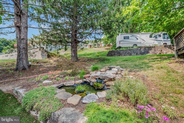 259 MARTINSBURG RD, Berkeley Springs, WV 25411