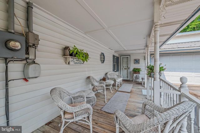 259 MARTINSBURG RD, Berkeley Springs, WV 25411