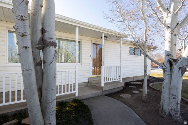 6871 W 3500 S, West Valley City, UT 84128