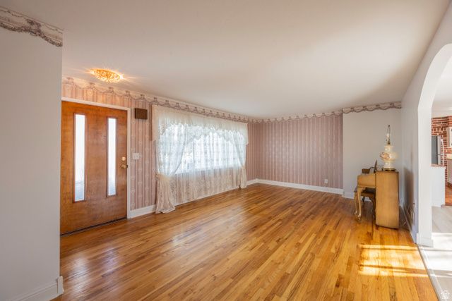 6871 W 3500 S, West Valley City, UT 84128