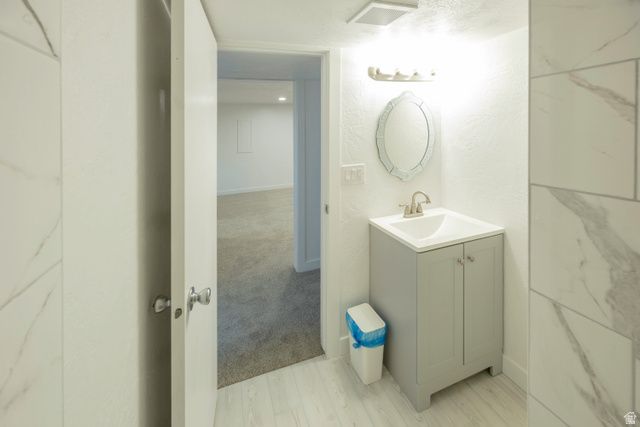 6871 W 3500 S, West Valley City, UT 84128