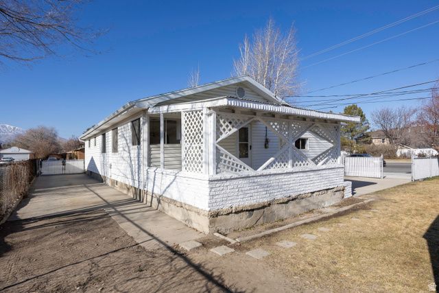 6871 W 3500 S, West Valley City, UT 84128