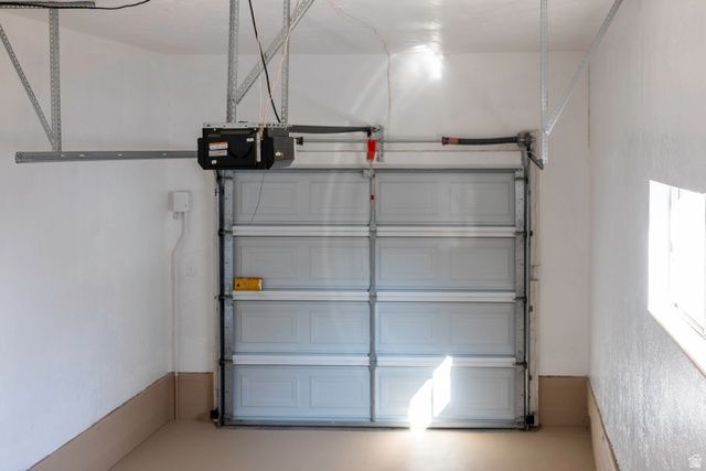 6871 W 3500 S, West Valley City, UT 84128