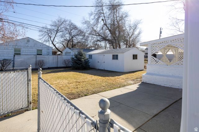 6871 W 3500 S, West Valley City, UT 84128