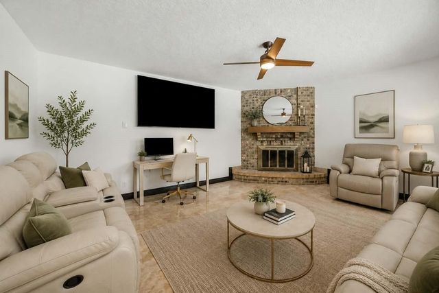 511 Avenue I, South Houston, TX 77587