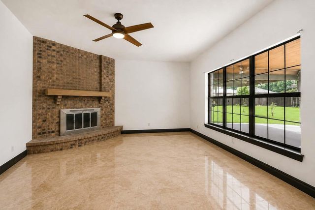 511 Avenue I, South Houston, TX 77587