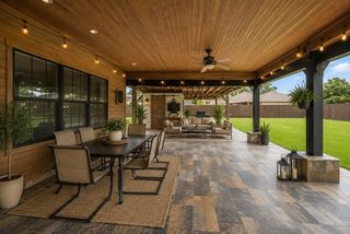 511 Avenue I, South Houston, TX 77587