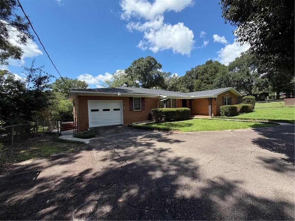 7231 Lakeview Drive E, Mobile, AL 36695 — photo 2