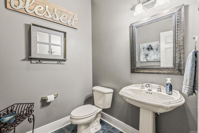 2810 Collins Drive, Conway, AR 72034