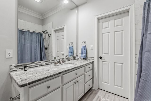 2810 Collins Drive, Conway, AR 72034
