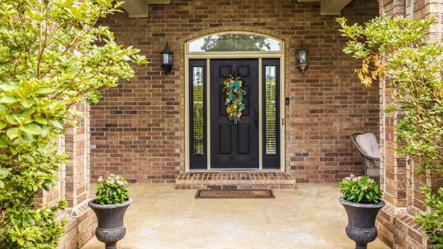 2810 Collins Drive, Conway, AR 72034