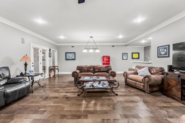 2810 Collins Drive, Conway, AR 72034