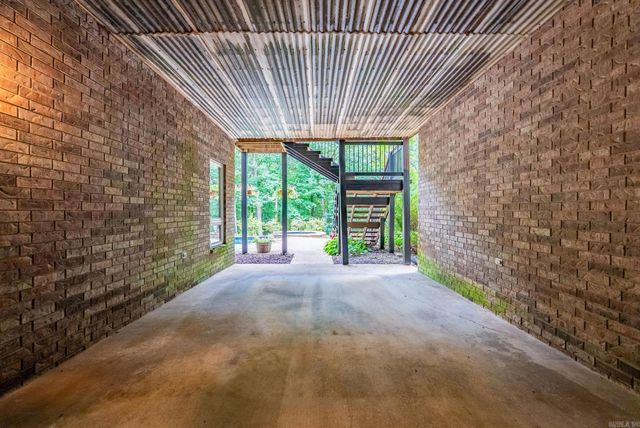 2810 Collins Drive, Conway, AR 72034