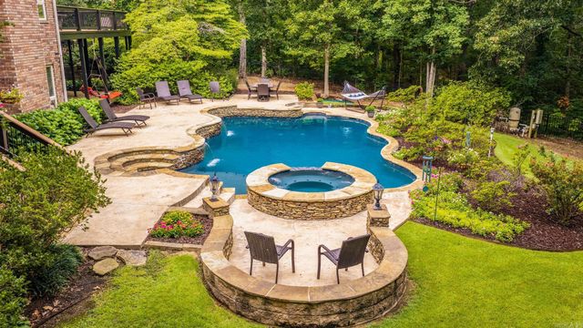 2810 Collins Drive, Conway, AR 72034