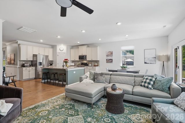 1825 Shelbourne Way, Fort Mill, SC 29707