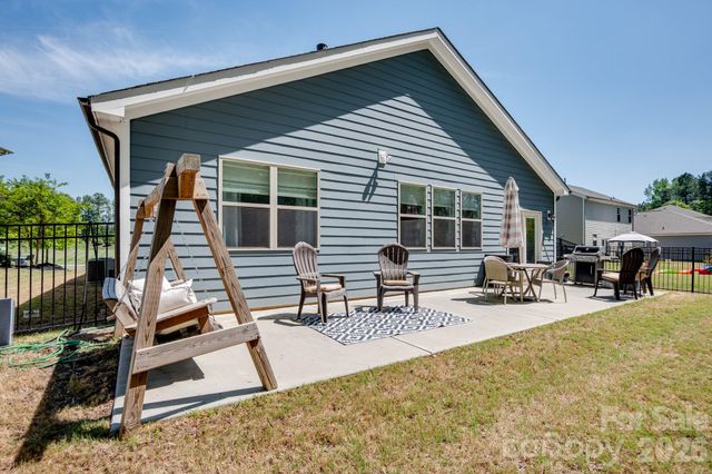 1825 Shelbourne Way, Fort Mill, SC 29707