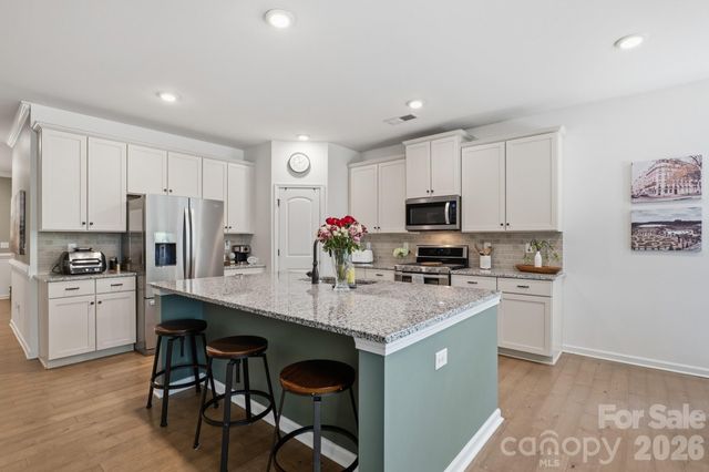 1825 Shelbourne Way, Fort Mill, SC 29707