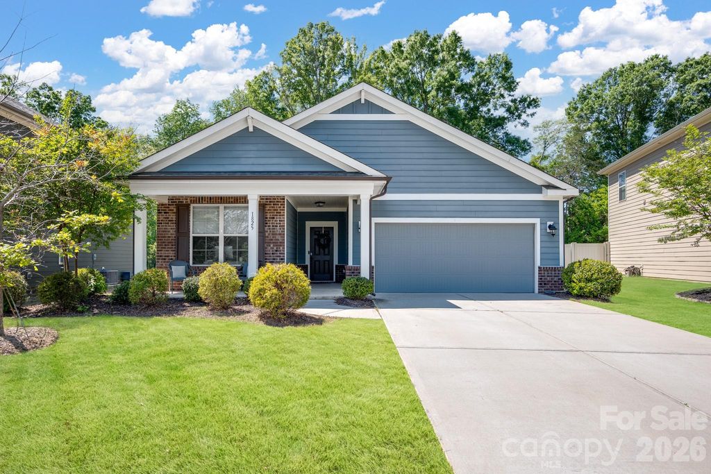 1825 Shelbourne Way, Fort Mill, SC 29707