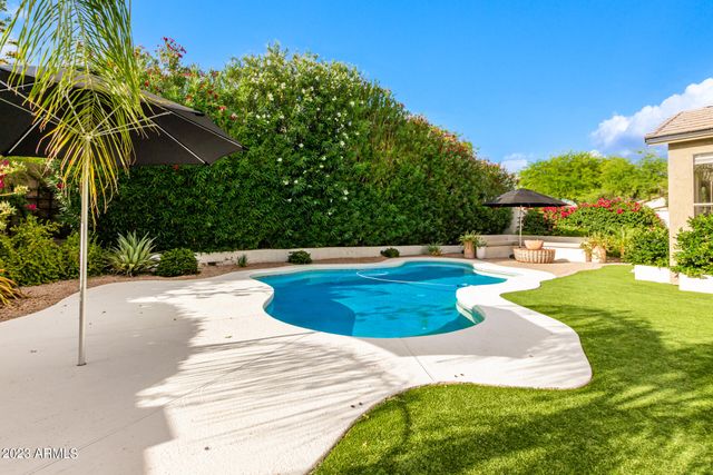 7372 E FLEDGLING Drive, Scottsdale, AZ 85255