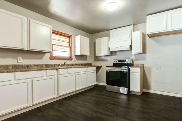 4407 49th Street, Lubbock, TX 79414