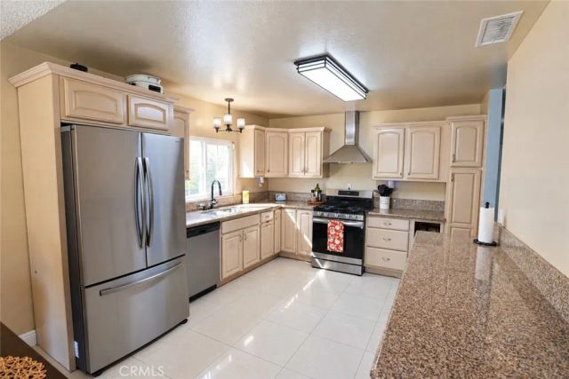 8967 Box Elder Court, Fontana, CA 92335
