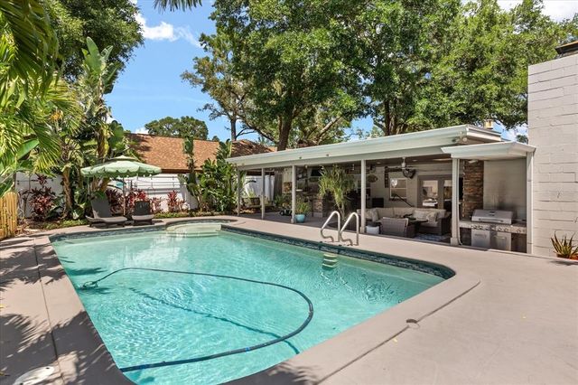 2105 FOSGATE DRIVE, Winter Park, FL 32789