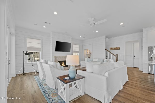 619 Sandy Hook Drive, Pass Christian, MS 39571