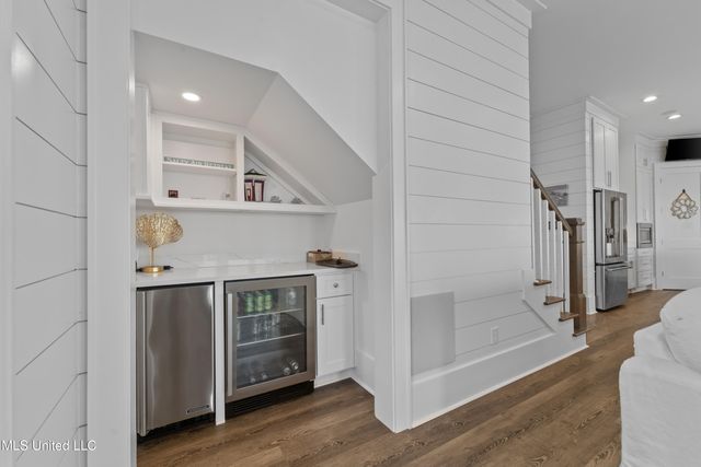 619 Sandy Hook Drive, Pass Christian, MS 39571