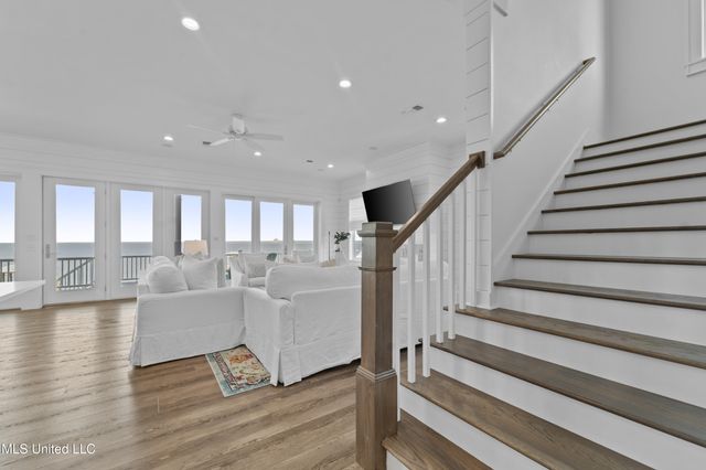 619 Sandy Hook Drive, Pass Christian, MS 39571