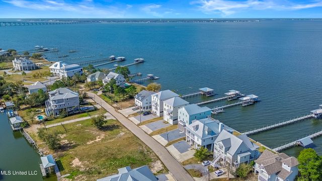 619 Sandy Hook Drive, Pass Christian, MS 39571