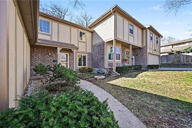 10907 W 96th Terrace, Overland Park, KS 66214