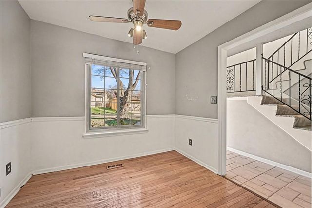 10907 W 96th Terrace, Overland Park, KS 66214