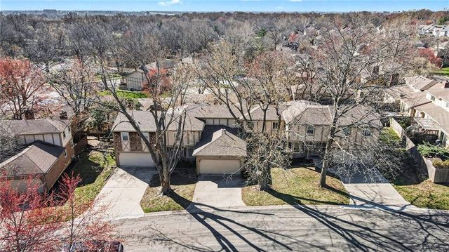 10907 W 96th Terrace, Overland Park, KS 66214
