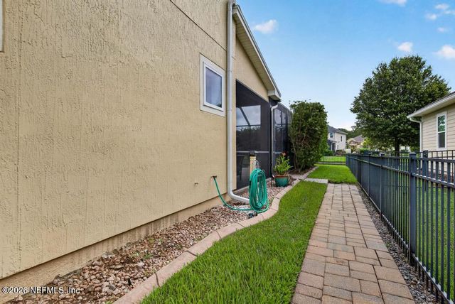 304 OXFORD ESTATES Way, St. Johns, FL 32259