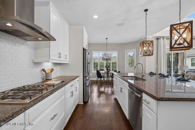 304 OXFORD ESTATES Way, St. Johns, FL 32259