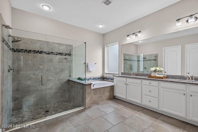 304 OXFORD ESTATES Way, St. Johns, FL 32259