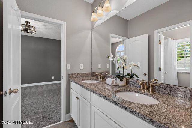304 OXFORD ESTATES Way, St. Johns, FL 32259
