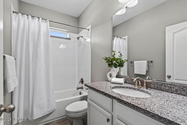 304 OXFORD ESTATES Way, St. Johns, FL 32259
