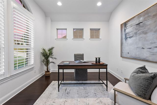 307 Lodestone LN, Austin, TX 78738