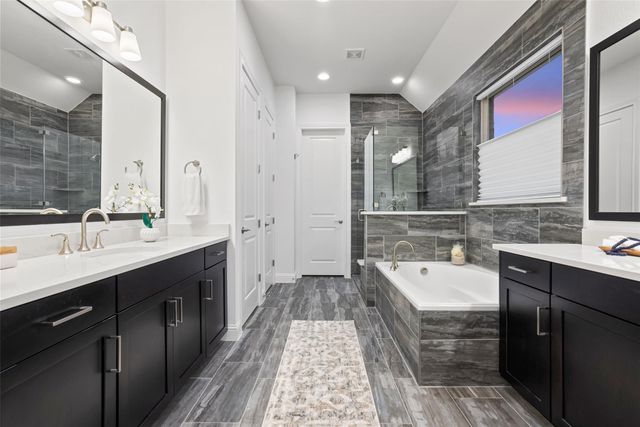 307 Lodestone LN, Austin, TX 78738
