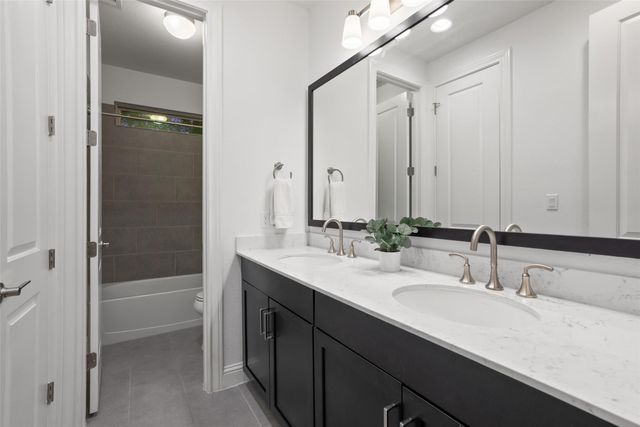 307 Lodestone LN, Austin, TX 78738