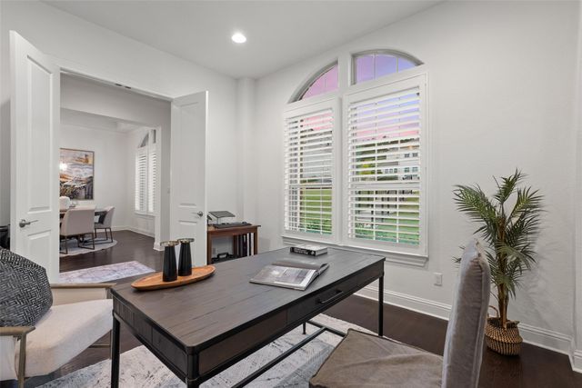 307 Lodestone LN, Austin, TX 78738