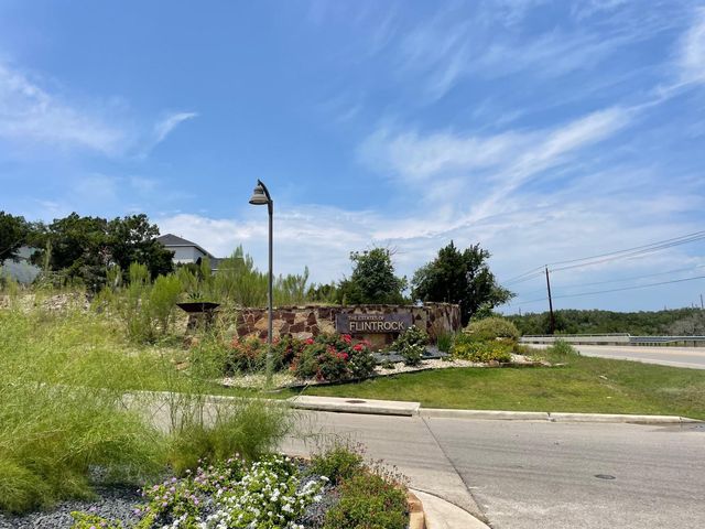 307 Lodestone LN, Austin, TX 78738