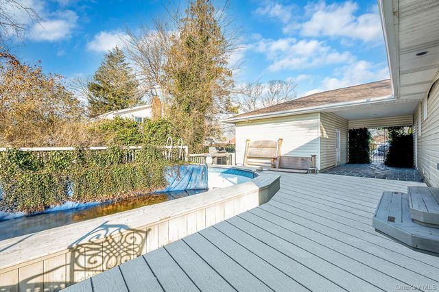 1616 Madison Avenue, West Islip, NY 11795