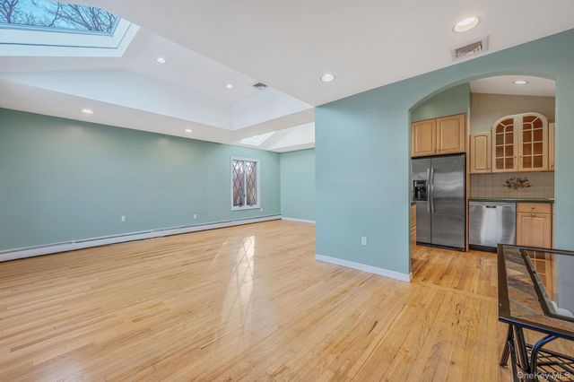 1616 Madison Avenue, West Islip, NY 11795