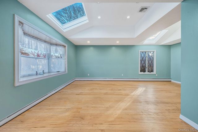 1616 Madison Avenue, West Islip, NY 11795