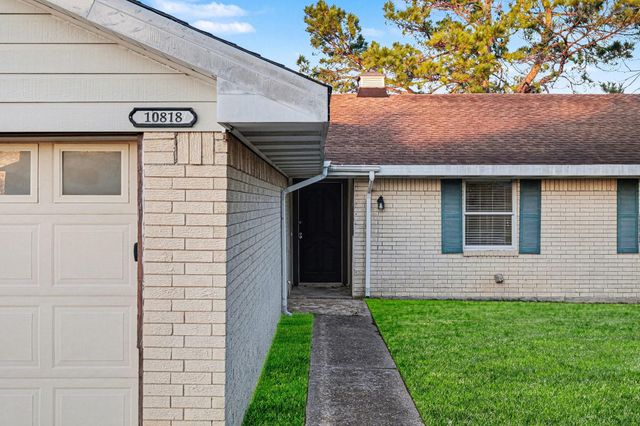 10818 Highpoint Lane, Montgomery, TX 77356